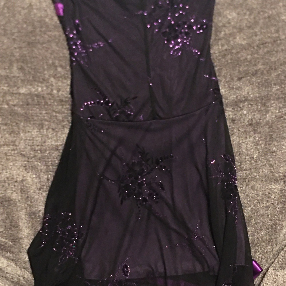 Prom dress - Picture 2 of 3